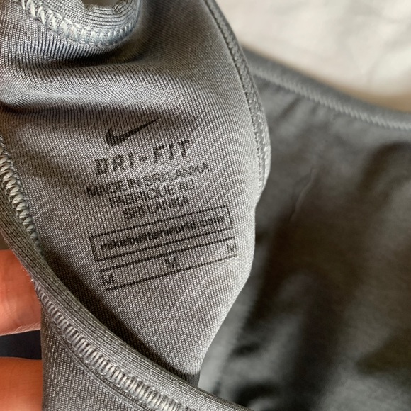 Nike Sports Bra - Picture 3 of 3
